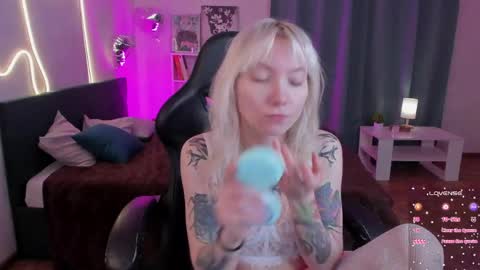 tattoo_artbaby online show from May 20, 1:12 am