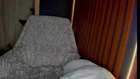 Snapshot of tattoodollx chatting on March 12, 7:59 pm Antonia online show from March 12, 7:59 pm