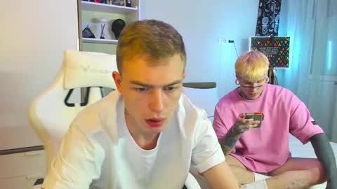 Snapshot of tattooed666cat chatting on January 17, 2:55 pm Alex but u can call me Theo online show from January 17, 2:55 pm