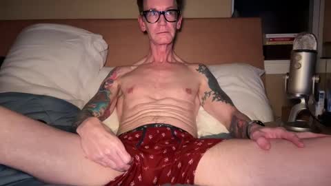 Snapshot of tattooed_love_boy chatting on March 9, 12:53 am tattooed love boy online show from March 9, 12:53 am