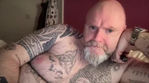 Tattooeddilf 01 online show from January 15, 6:12 am