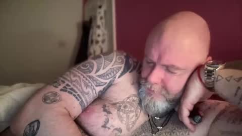 Tattooeddilf 01 online show from January 17, 2:08 am