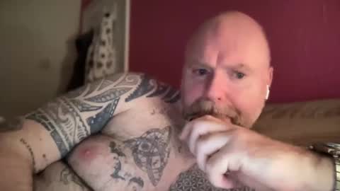 Tattooeddilf 01 online show from January 17, 10:45 pm