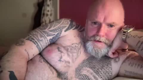 Tattooeddilf 01 online show from January 19, 12:06 am