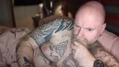 Tattooeddilf 01 online show from January 20, 1:50 am