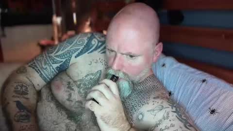 Tattooeddilf 01 online show from September 15, 9:59 pm