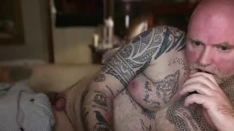Tattooeddilf 01 online show from April 16, 9:50 pm