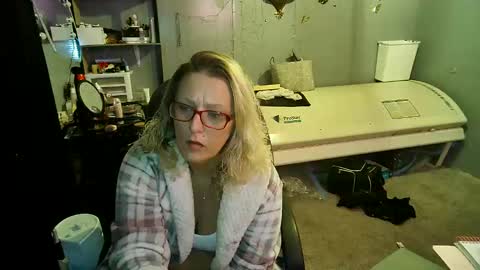 Snapshot of tattooeddirtyteacher chatting on February 26, 10:26 am Lisa Lovely online show from February 26, 10:26 am
