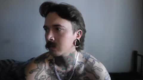 Snapshot of tattooedmodeluk25 chatting on September 29, 10:20 am UK Tattoo Model93 online show from September 29, 10:20 am