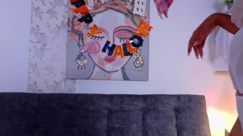 Taty Miller online show from October 21, 3:46 pm