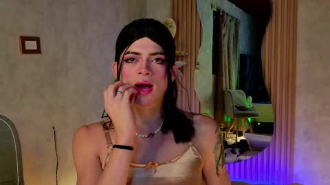 taurito___ online show from December 4, 6:23 am