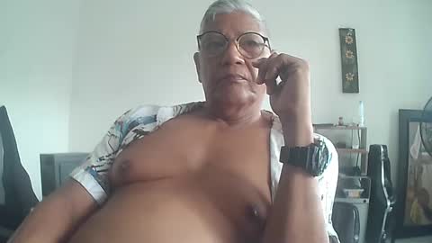 alvarito online show from January 5, 2:52 pm