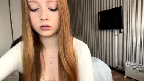 Emily online show from February 5, 9:14 am