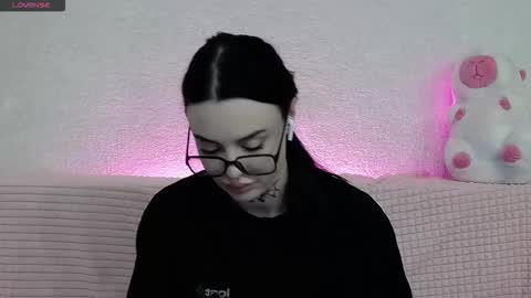 Taya online show from January 8, 9:50 pm