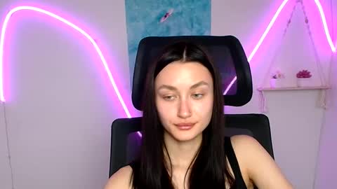 Taya online show from May 9, 7:02 am