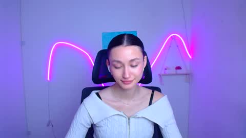 Taya online show from May 12, 6:21 am