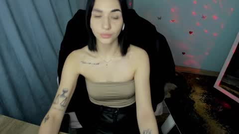 Tayla online show from January 9, 1:36 pm