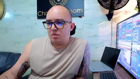     online show from May 1, 12:32 pm