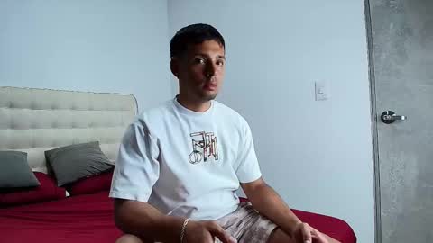 Tyler Cruz online show from September 12, 11:15 pm