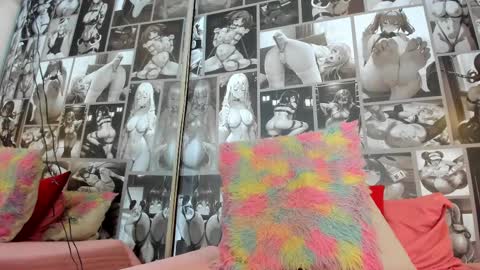 T A Y L E R  online show from March 11, 10:42 pm