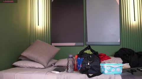 Snapshot of taylerkim chatting on October 2, 6:37 pm Teylor Kim online show from October 2, 6:37 pm