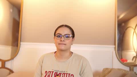 Snapshot of taylerkim chatting on October 11, 6:50 pm Teylor Kim online show from October 11, 6:50 pm