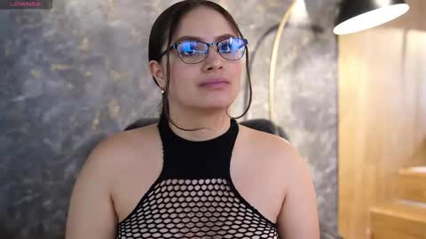 Snapshot of taylerkim chatting on October 25, 6:57 pm Teylor Kim online show from October 25, 6:57 pm