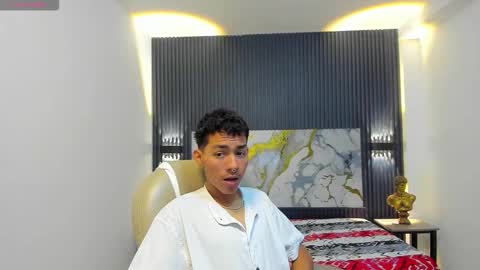 TAYLER online show from December 22, 2:30 am