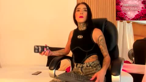 Snapshot of taylor_evanss1 chatting on February 11, 12:10 pm Taylor online show from February 11, 12:10 pm