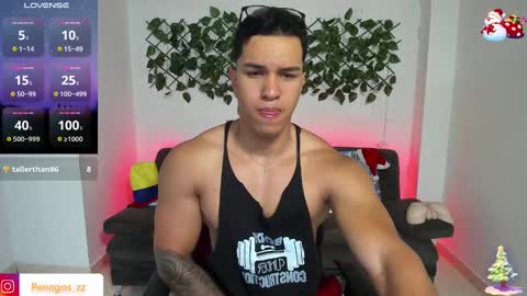 Snapshot of taylor_johnn chatting on December 31, 9:28 pm Penagos zz online show from December 31, 9:28 pm