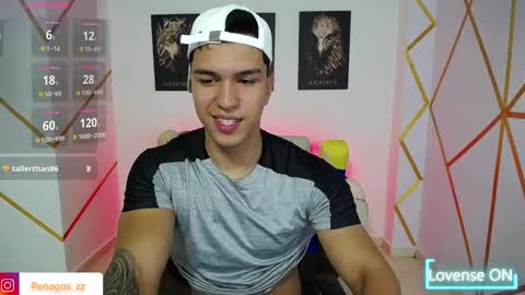 Snapshot of taylor_johnn chatting on January 21, 9:36 pm Penagos zz online show from January 21, 9:36 pm