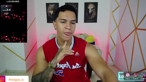Snapshot of taylor_johnn chatting on February 14, 7:12 pm Penagos zz online show from February 14, 7:12 pm