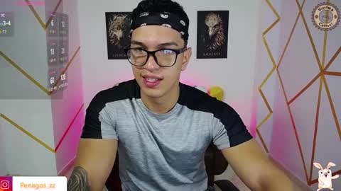 Snapshot of taylor_johnn chatting on March 3, 3:42 pm Penagos zz online show from March 3, 3:42 pm