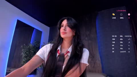 Snapshot of taylor_jonnees chatting on February 7, 5:16 pm Taylor Help me to get 100 thumbs up online show from February 7, 5:16 pm