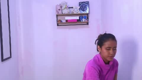 Snapshot of taylor_lii0 chatting on May 16, 12:18 am taylor lii0425 online show from May 16, 12:18 am