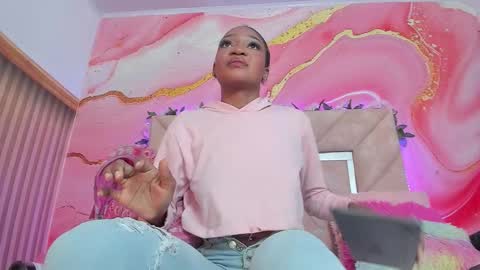 Snapshot of taylor_oriana_ chatting on September 22, 11:01 am Oriana online show from September 22, 11:01 am