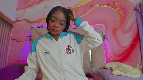 Snapshot of taylor_oriana_ chatting on September 29, 10:53 am Oriana online show from September 29, 10:53 am