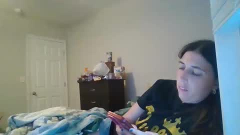 Snapshot of taylorslay chatting on April 4, 11:24 pm taylorslay online show from April 4, 11:24 pm