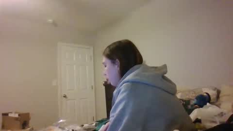 Snapshot of taylorslay chatting on April 12, 1:32 am taylorslay online show from April 12, 1:32 am
