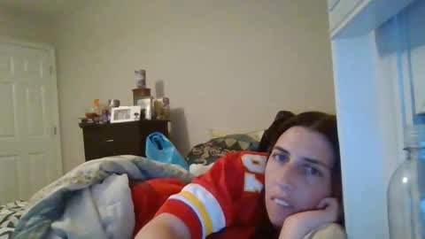 Snapshot of taylorslay chatting on April 21, 1:42 am taylorslay online show from April 21, 1:42 am