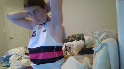 Snapshot of taylorslay chatting on April 30, 12:17 am taylorslay online show from April 30, 12:17 am