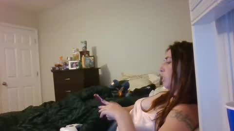 Snapshot of taylorslay chatting on May 10, 1:22 am taylorslay online show from May 10, 1:22 am
