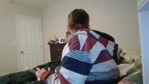 Snapshot of taylorslay chatting on May 28, 1:14 am taylorslay online show from May 28, 1:14 am