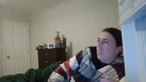 Snapshot of taylorslay chatting on May 31, 1:25 am taylorslay online show from May 31, 1:25 am