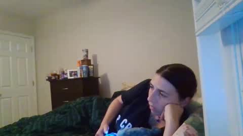 Snapshot of taylorslay chatting on June 1, 12:23 am taylorslay online show from June 1, 12:23 am