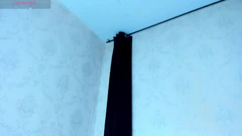 Tayra online show from May 4, 8:49 pm