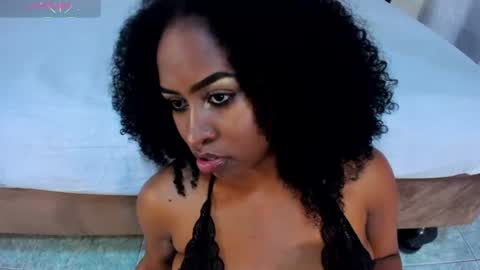 Snapshot of tayra_castle chatting on June 13, 8:29 pm Tayra online show from June 13, 8:29 pm