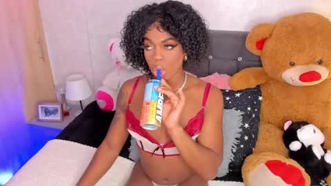  TAYSSA  ONLINE FROM 0630 PM - 1130 PM COLOMBIAN HOUR online show from June 5, 4:08 am