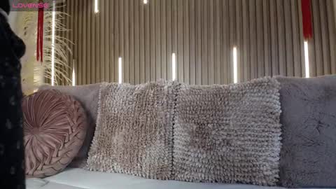 Sofia online show from March 18, 8:45 pm