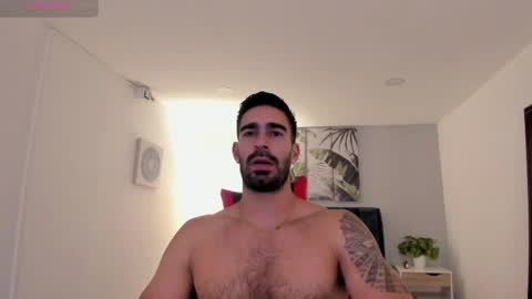 Snapshot of tbastian chatting on April 30, 9:41 pm BASTIAN online show from April 30, 9:41 pm